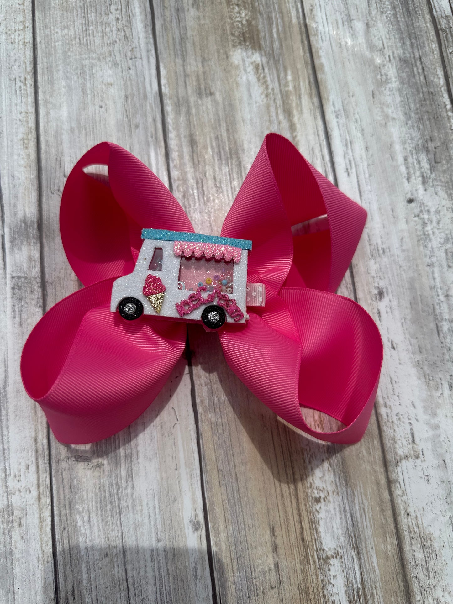RTS - 6 Inch Bow and Shaker