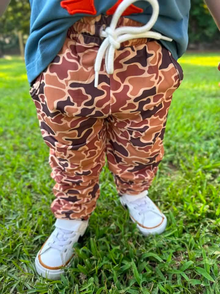 RTS - Buck Camo Joggers