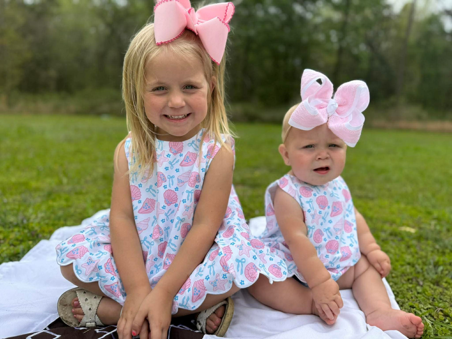 RTS - Bow/Seashell Diaper Set