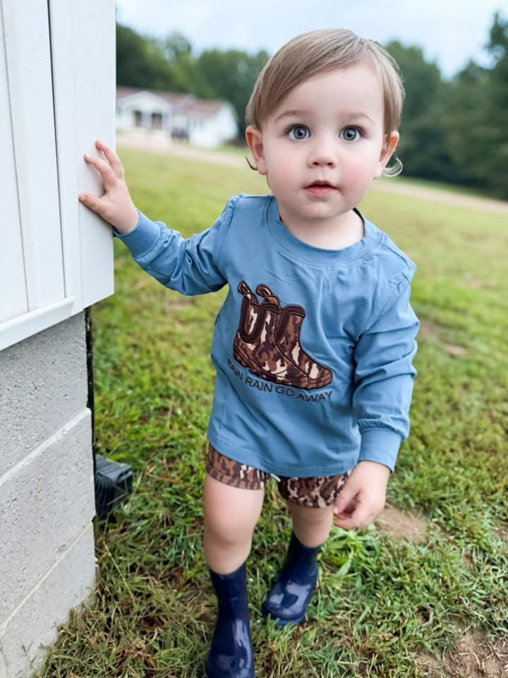 RTS - Camo Rain Boots Tee